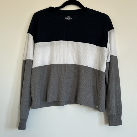 Hollister chill top - Picture 3 of 4